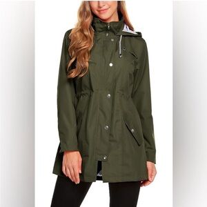 Fleet Street Ltd. Women's Raglan Sleeve Jacket With Removable Hood Green